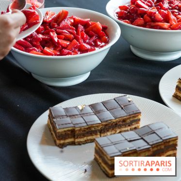 Brunch croisière à volonté sur la Seine – Le Diamant Bleu Paris