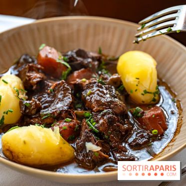 Margaux, le restaurant français typique, face à la Tour Eiffel - A7C09289