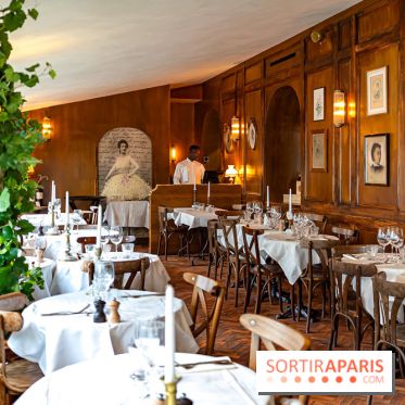 Margaux, le restaurant français typique, face à la Tour Eiffel - A7C09237