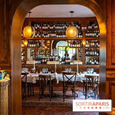 Margaux, le restaurant français typique, face à la Tour Eiffel - A7C09234