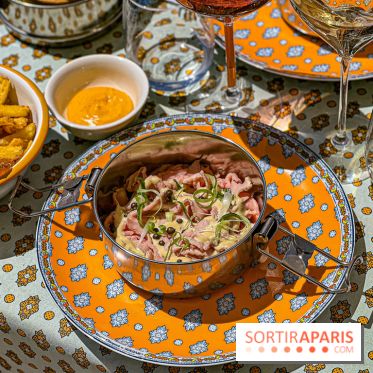 La terrasse estivale du Printemps Haussmann 2025 avec vue sur Paris et la Tour Eiffel  - image00026