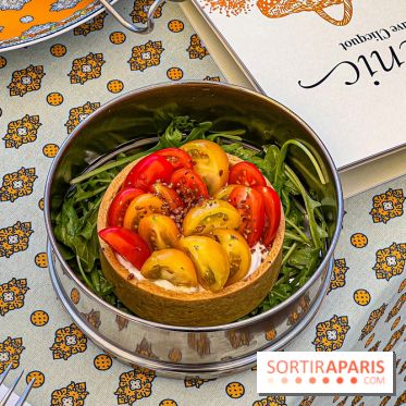 La terrasse estivale du Printemps Haussmann 2025 avec vue sur Paris et la Tour Eiffel  - image00042