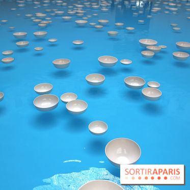 Clinamen, nos photos de l'une installation aquatique et musicale à la Bourse de Commerce - Clinamen Bourse de Commerce 11 fotor 202506061538