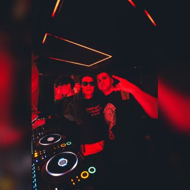 Nocturna au Medusarium De Paris : Une soirée house dans une boîte insolite de Paris - A7300167 Enhanced NR