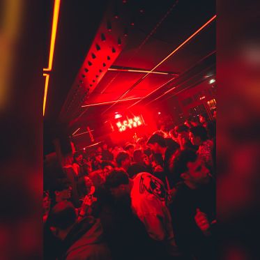 Nocturna au Medusarium De Paris : Une soirée house dans une boîte insolite de Paris - A7300326 Enhanced NR