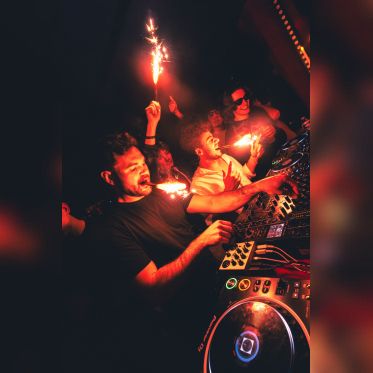 Nocturna au Medusarium De Paris : Une soirée house dans une boîte insolite de Paris - A7300366 Enhanced NR