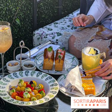 Le Marta, le bar à cocktails perché sur le rooftop de l'Hôtel Barrière Fouquet's Paris tout l'été 2025 - image00036