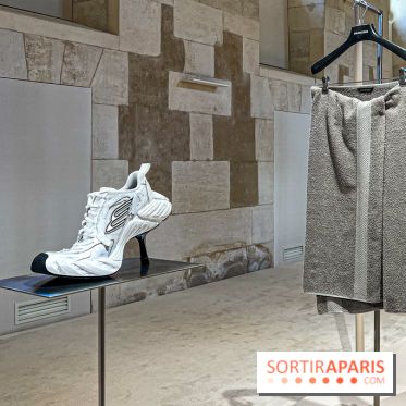 Balenciaga by Demna : l'exposition mode évènement (et gratuite !) au siège du groupe Kering - image00020
