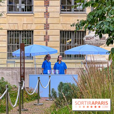 Miu Miu Summer Reads : la maison italienne ouvre un pop up et distribue des livres gratuits à Paris