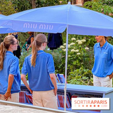 Miu Miu Summer Reads : la maison italienne ouvre un pop up et distribue des livres gratuits à Paris - image00017