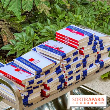 Miu Miu Summer Reads : la maison italienne ouvre un pop up et distribue des livres gratuits à Paris