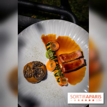 Restaurant Papylles à Bois-le-Roi - les photos - Veau du Cantal de Didier Puech En trois services, légumes de la ferme des Gogottes