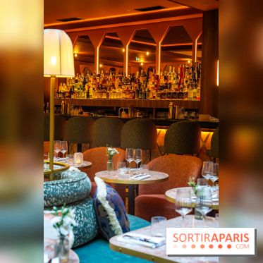 Frivole, restaurant festif, bar et terrasse cachée à Paris, les photos