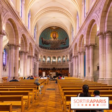 Le Couvent de L'Annonciation, son église romano-byzantine et son cloître Paris 8e