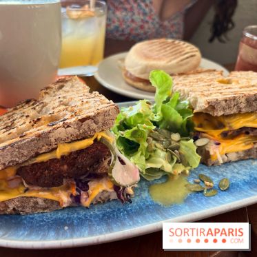 Carlota Pigalle - nos photos - E048F196 8B0C 49F8 9E00 F847FE9FC979