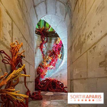 Paris Design Week 2025: une œuvre textile s'invite dans la Colonne de Juillet, place de la Bastille - IMG 7328 jpg