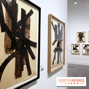 Pierre Soulages : nos photos de son exposition et de ses peintures sur papier à voir au Musée du Luxembourg 