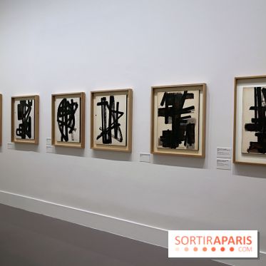 Pierre Soulages : nos photos de son exposition et de ses peintures sur papier à voir au Musée du Luxembourg