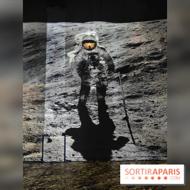 Destination Lune : un voyage immersif dans les étoiles à l'Atelier des Lumières - photos - fotor 1758652852606