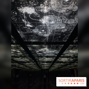 Destination Lune : un voyage immersif dans les étoiles à l'Atelier des Lumières - photos - fotor 1758652767473
