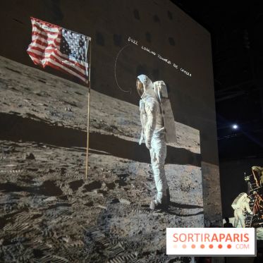 Destination Lune : un voyage immersif dans les étoiles à l'Atelier des Lumières - photos - fotor 1758652684398