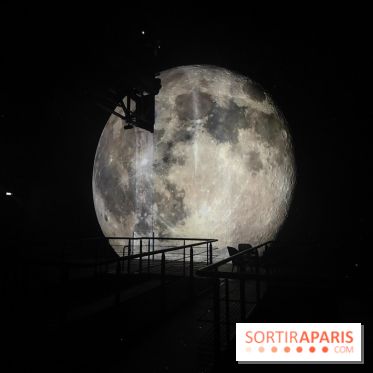 Destination Lune : un voyage immersif dans les étoiles à l'Atelier des Lumières - photos