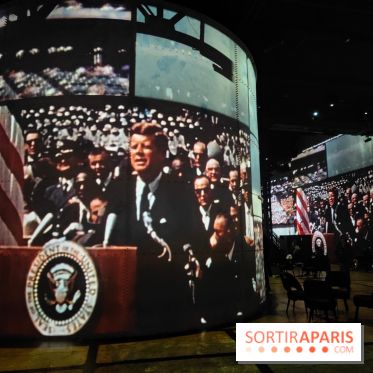 Destination Lune : un voyage immersif dans les étoiles à l'Atelier des Lumières - photos - fotor 1758652238633