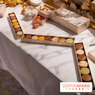 Les bûches et créations de Noël et fêtes de Ladurée 2025 - A7C08220