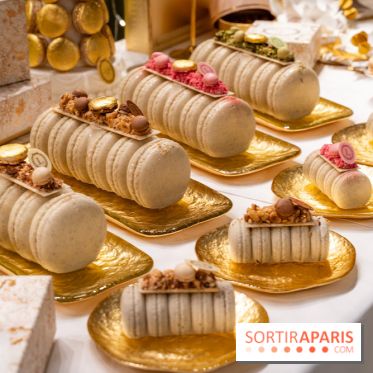 Les bûches et créations de Noël et fêtes de Ladurée 2025 - A7C08226