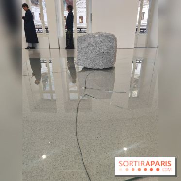 Minimal, quand l'art va à l'essentiel : l'exposition de la Bourse de Commerce se dévoile - fotor 1759833074620