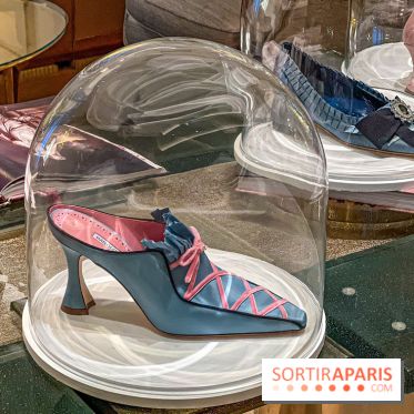 Manolo Blahnik Crillon - 42B97E23 D0F8 415F B438 7712B9A34474