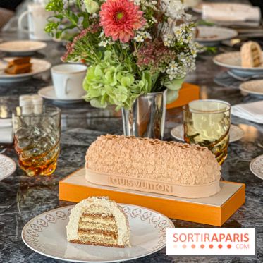 Bûche et chocolats de Noël 2025 de Louis Vuitton par Maxime Frédéric - IMG 7855