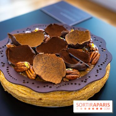Bûche de Noël Opéra Garnier de la Maison du Chocolat 2025 - photos