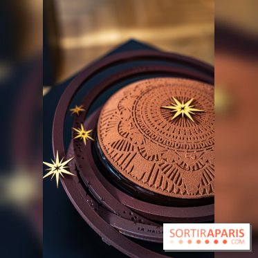 Bûche de Noël Opéra Garnier de la Maison du Chocolat 2025 - photos - A7C07798
