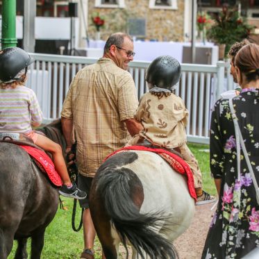 En Novembre La saison hivernale arrive à l’Hippodrome Paris-Vincennes  - BV 20230917140846BV2 0329