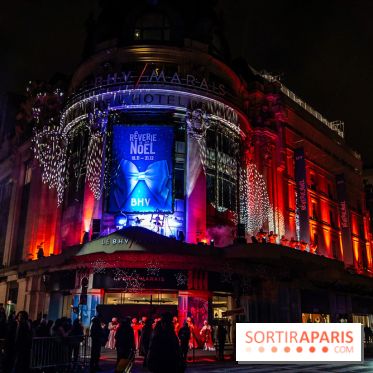 Inauguration des vitrines de Noël du BHV Marais à Paris 2025 avec Vincent Niclo et Vitaa - photos - A7C01343