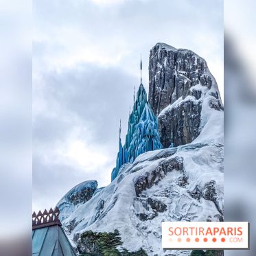 World of Frozen - Montagne Palais de Glace