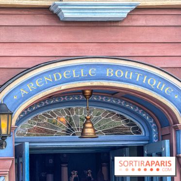 World of Frozen - Arendelle Boutique