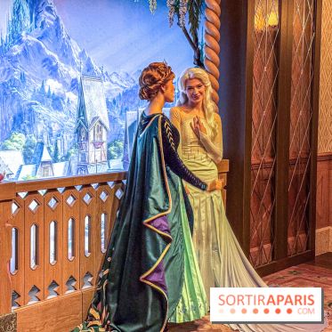 World of Frozen - Rencontre Royale Anna Elsa