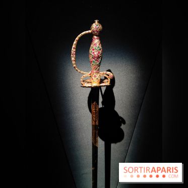 Joyaux dynastiques : une exposition qui brille de mille feux à l'Hôtel de la Marine à Paris - fotor 1765278942899