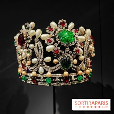 Joyaux dynastiques : une exposition qui brille de mille feux à l'Hôtel de la Marine à Paris - fotor 1765279225347