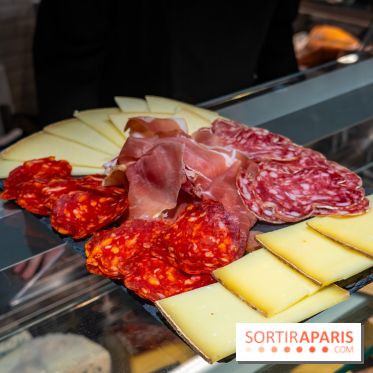 La Halle de l'Arsenal - Biltoki à Rueil-Malmaison, les photos du food court