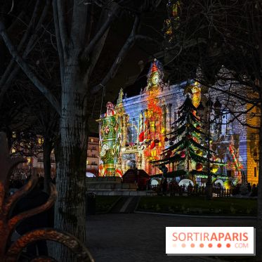 Noël 2025 à Levallois-Perret (92) : spectacle son & lumière gratuit sur l'Hôtel de Ville  - IMG 5406