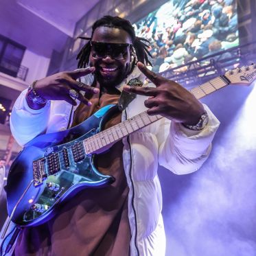 La Folie Douce : trois dimanches festifs à Paris-Vincennes - BV 20250119170325BV  7490