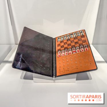 Exposition Un Siècle d'Echecs à la Galerie Perrotin
