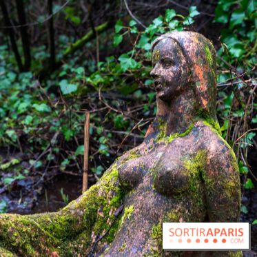 La source de l'Yvette : une statue mystérieuse dans les Yvelines