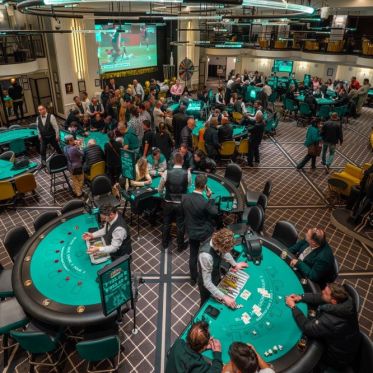 Paris Élysées Club : temple du jeu dans la capitale  - (1)