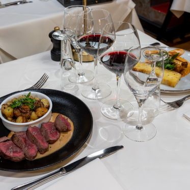 Le Bel Canto Paris, un dîner spectacle insolite dans un cadre chic