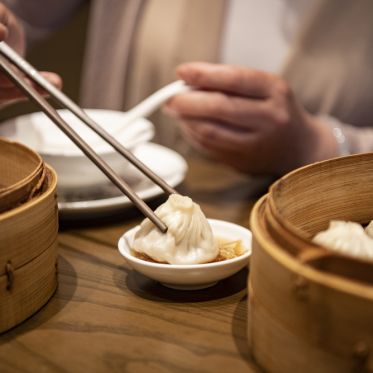 Nouvel An Lunaire à l’Hippodrome Paris-Vincennes : l’Année du Cheval en fête - iStock 1160979717
