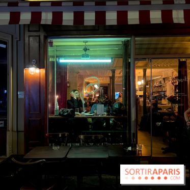 Présent - Devanture terrasse